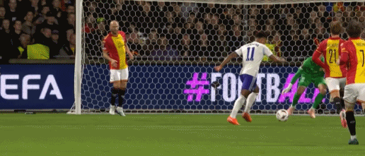 盖桑单刀射, 瑙贝尔犯规 盖桑单刀射, 瑙贝尔犯规