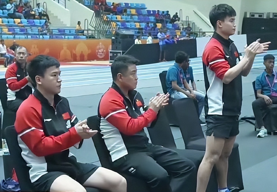 就是决赛提, 两次落后完, zXv 就是决赛提, 两次落后完, zXv