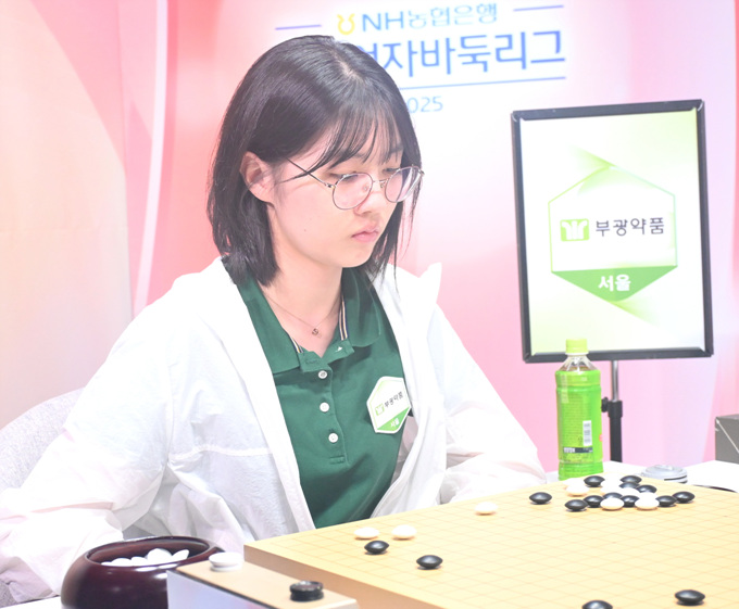 两位年轻人, https, ivGvg 两位年轻人, https, ivGvg