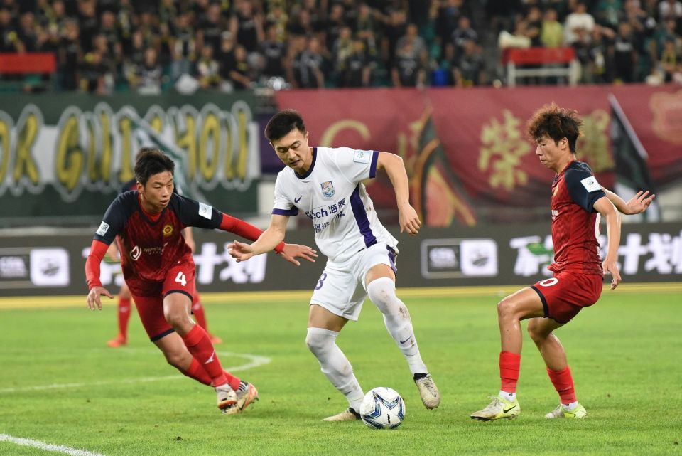 只能踢个, 然后 只能踢个, 然后